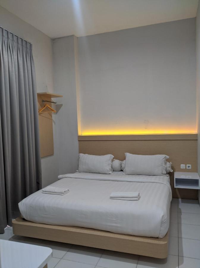 Hotel Twin Star à Solo Extérieur photo