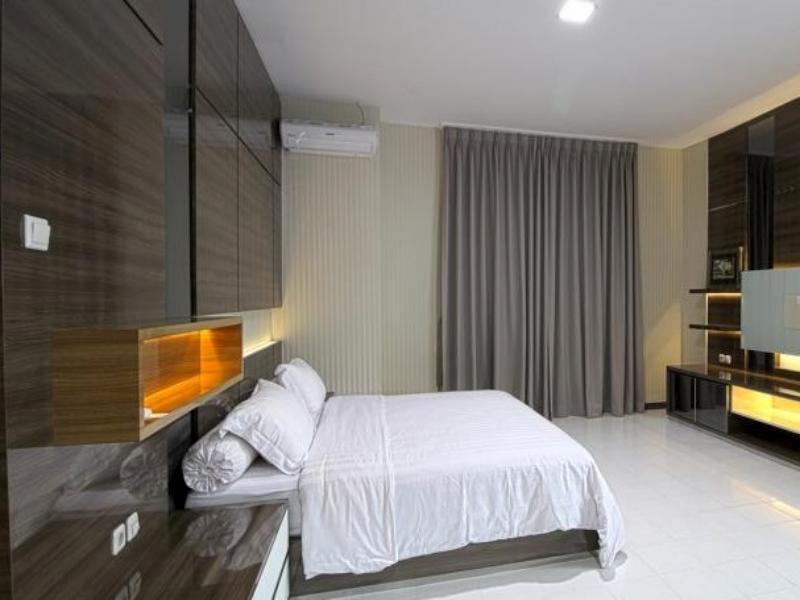 Hotel Twin Star à Solo Extérieur photo