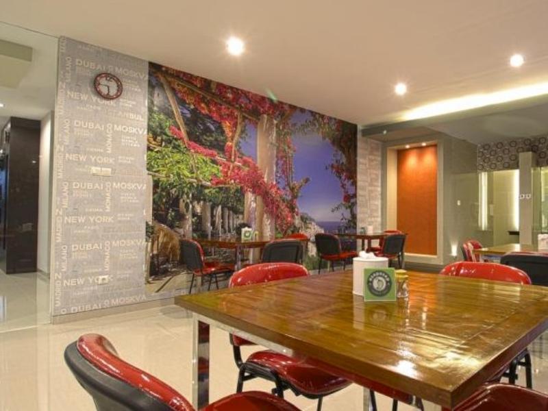 Hotel Twin Star à Solo Extérieur photo